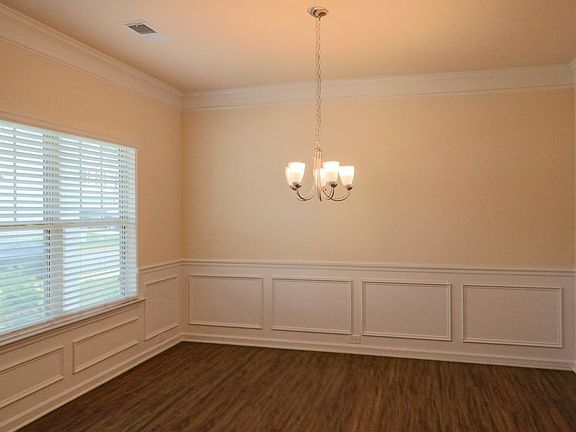 Ellijay Dining Room