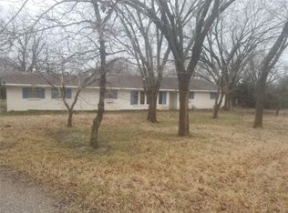 585 Fm 816, Wolfe City, TX 75496