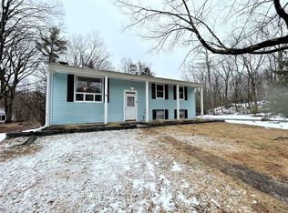 75 Holland Dr, West Hurley, NY 12491