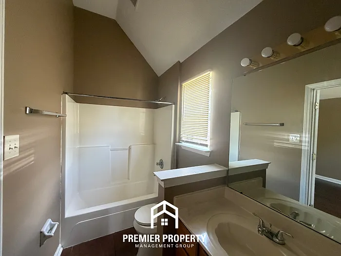 3755 Clarion Dr — Photo 11