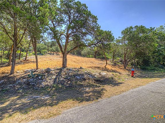 4th image of 1919 Lakeshore Dr