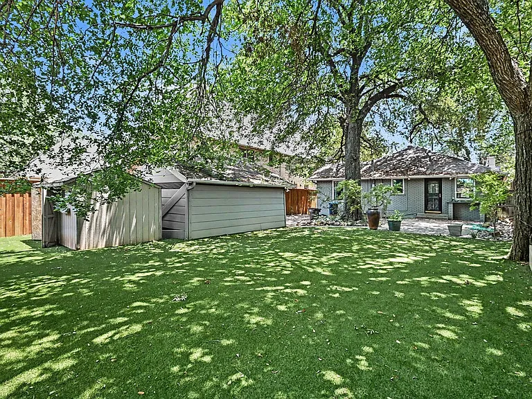 4012 W 6th St — Photo 34