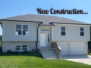 600 Kendrick St, Knob Noster, MO 65336