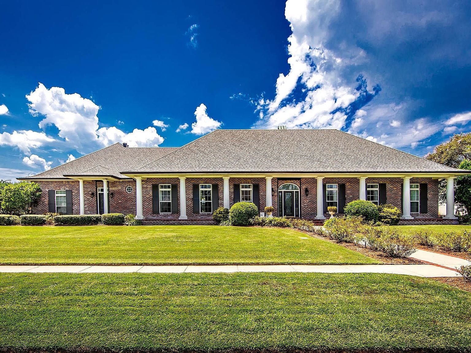 368 Tulip Dr, Houma, LA 70360 | MLS #2026003517 | Zillow
