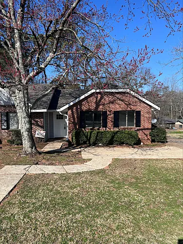 1008 Preston St #A-B Photo 1