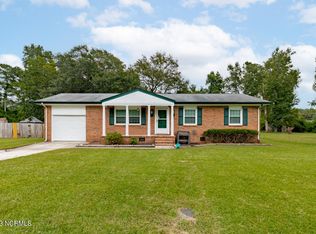 146 Old 30 Rd, Jacksonville, NC 28546