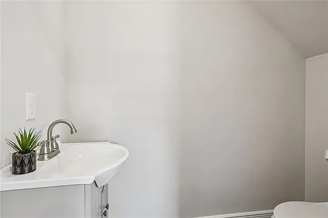 3125 Industrial Ct — Photo 11