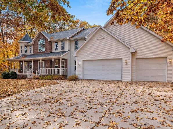 1831 Pine Tree Ct, Luxemburg, WI 54217