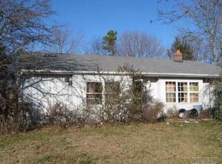 67 Clymer St, Port Jefferson Station, NY 11776