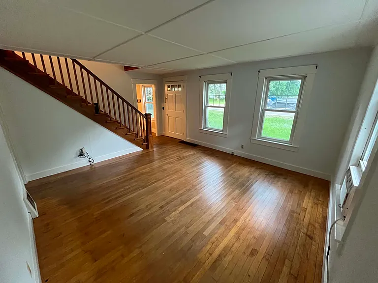 246 King St — Photo 16