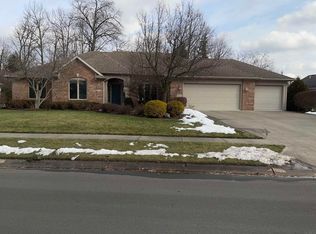 9015 Greyhawk Dr, Fort Wayne, IN 46835