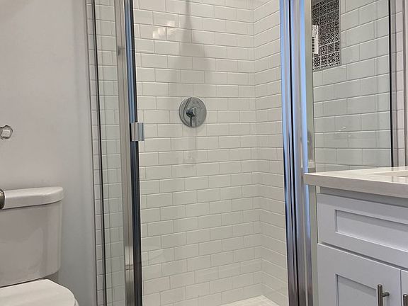 2nd image of 1183 W 30th St #1185