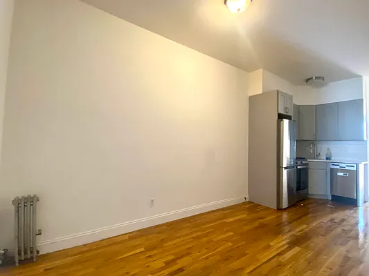 Rented by The Property Firm | media 2