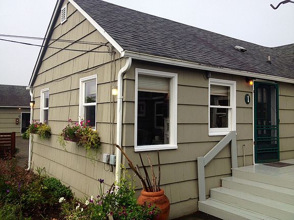 2nd image of 2209 Ocean Beach Blvd N #1