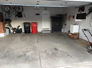 2708 Pine St, Yankton, SD 57078