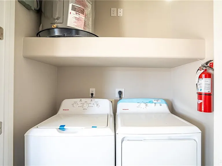 4116 Walnut Ave #1 — Photo 5