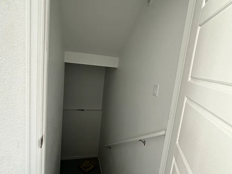 N Catawba Way — Photo 14