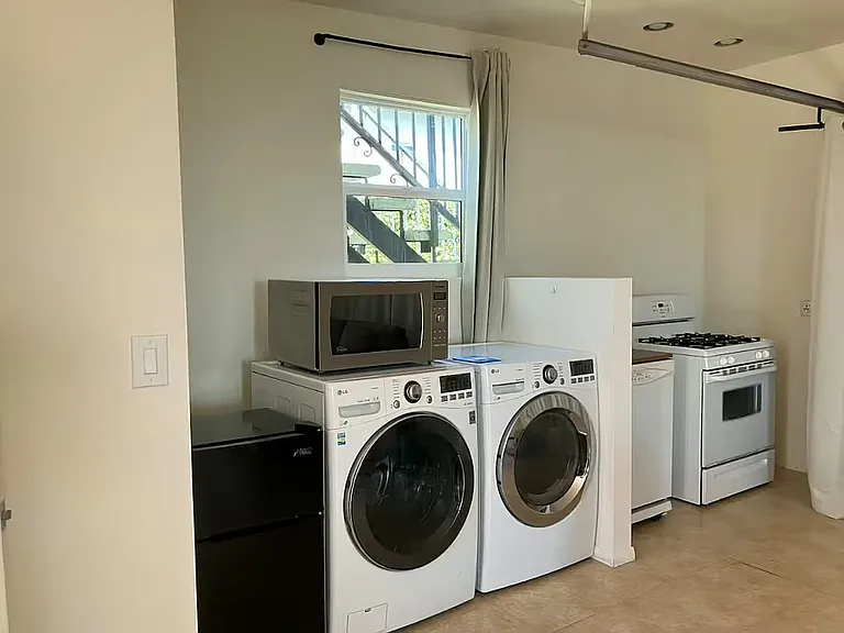 Washer & Dryer
