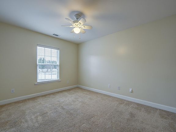4th image of 2020 Aspen Way Ct