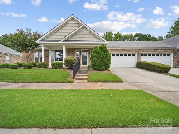 6710 Cinnamon Cir, Charlotte, NC 28227