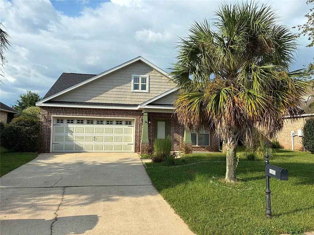 3 bed, 2.0 bath, 1554 sqft, $1,950 — Photo 1