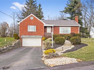 161 Hillcrest Dr, Homestead, PA 15120