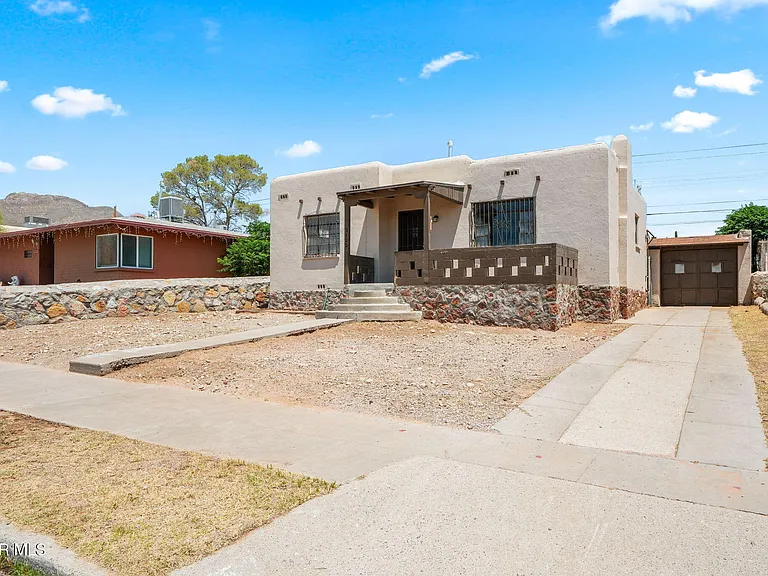 3125 Van Buren Ave — Photo 2