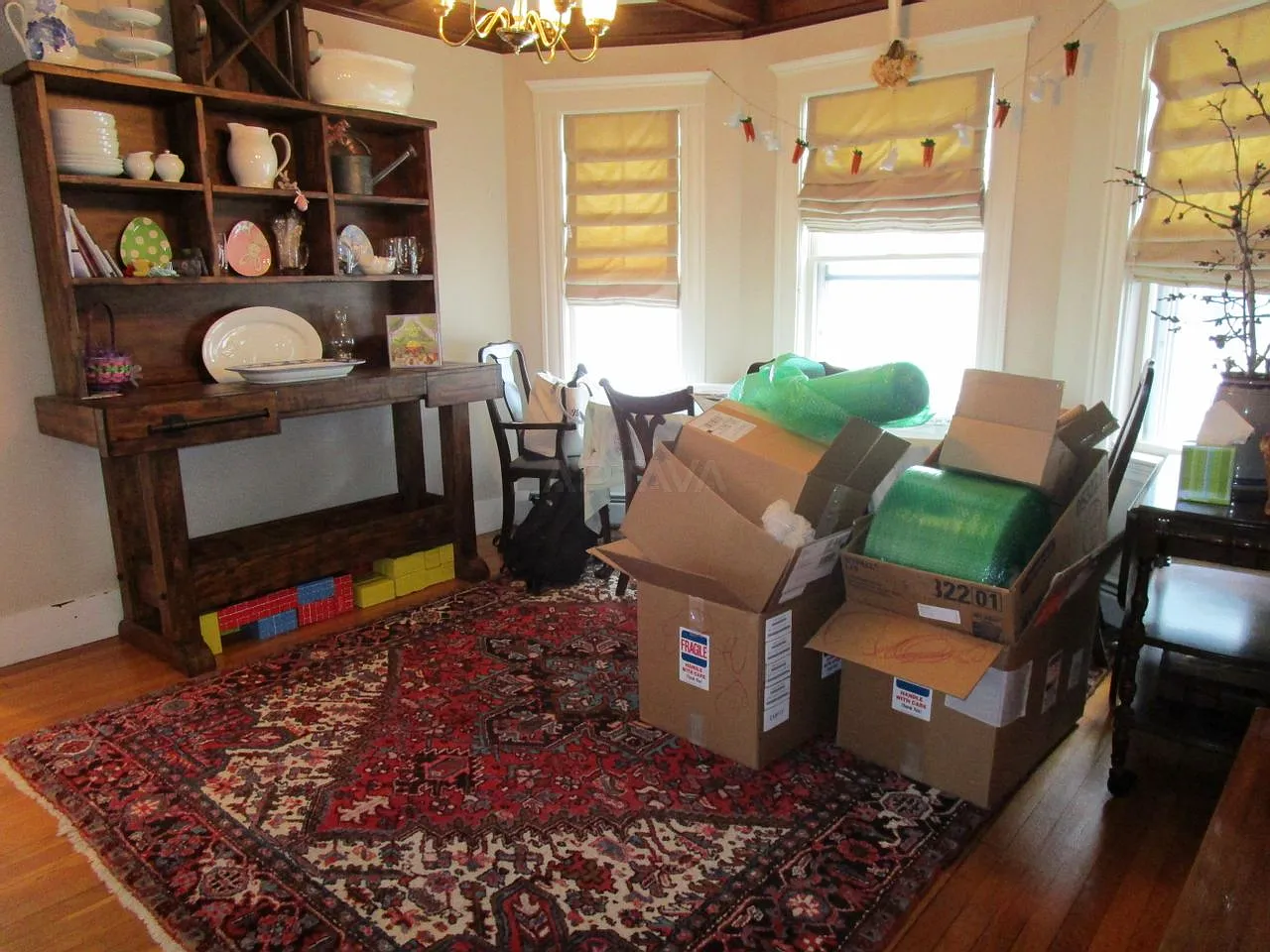 Ball Square / Tufts University area, 2 bedroom, 1 bathroom apartment — Photo 3