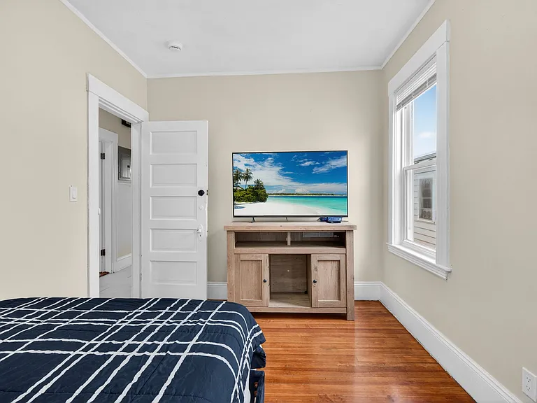 64 Topliff St #3 — Photo 18