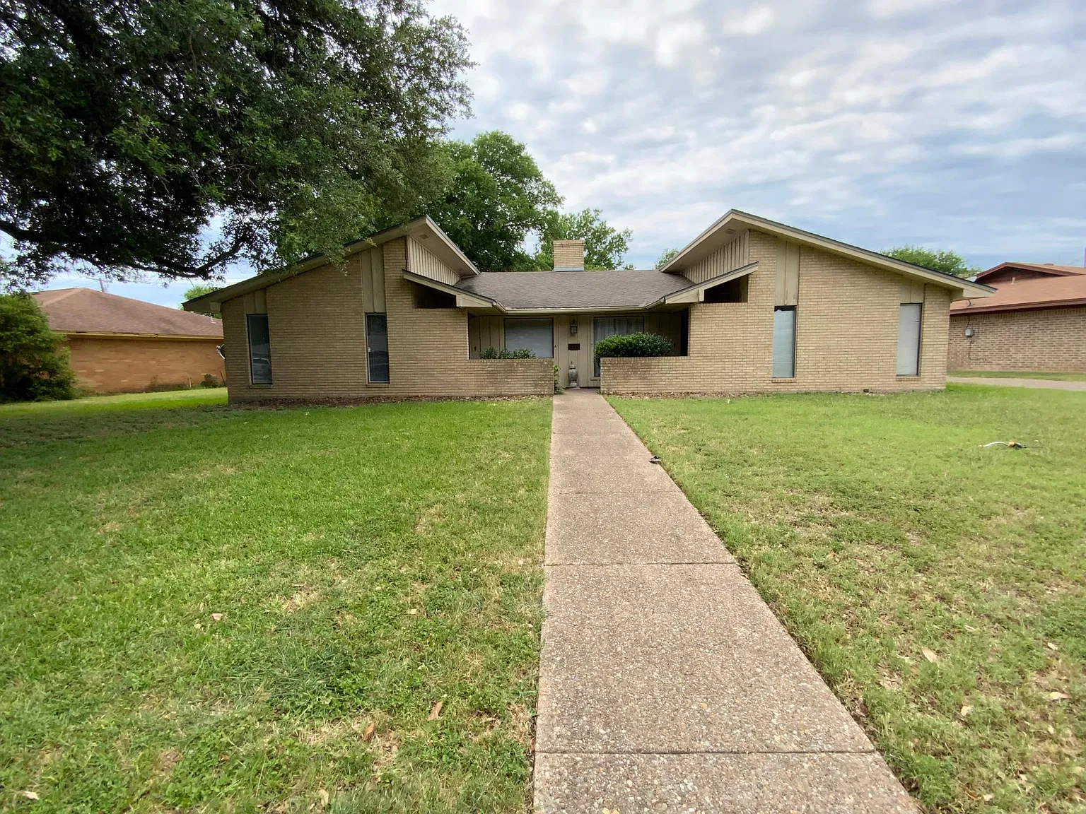 2 bed, 1208 sqft, $1,175 — Photo 3