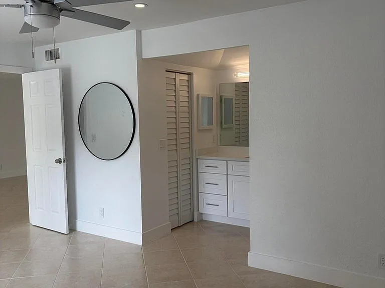 2900 Fiore Way #211 — Photo 4