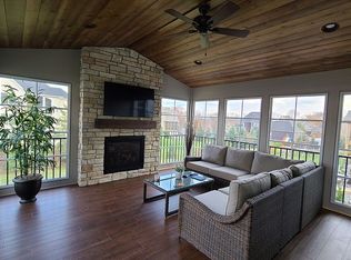 7484 Peony Ln N, Maple Grove, MN 55311