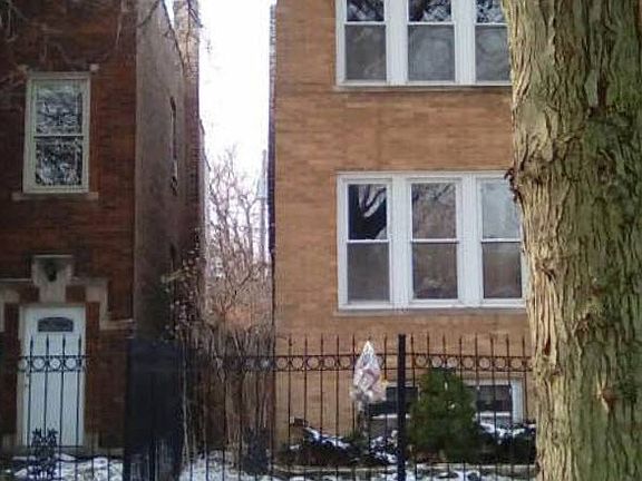 3rd image of 8122 S Manistee Ave