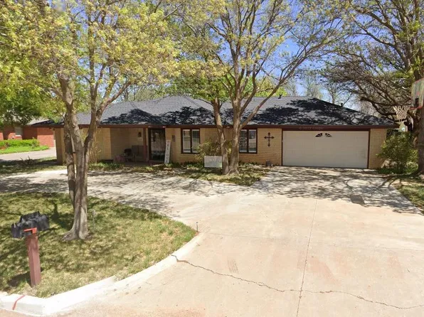 1614 Avenue J, Abernathy, TX 79311