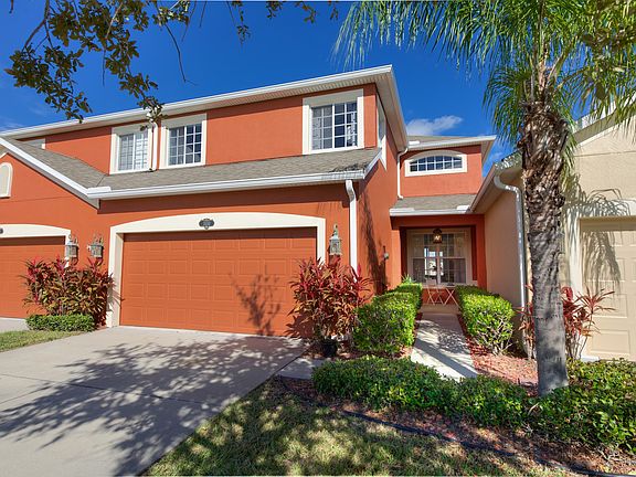 2nd image of 3150 Arden Cir