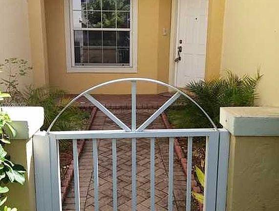 4th image of 5467 NW 113th Ave #5467