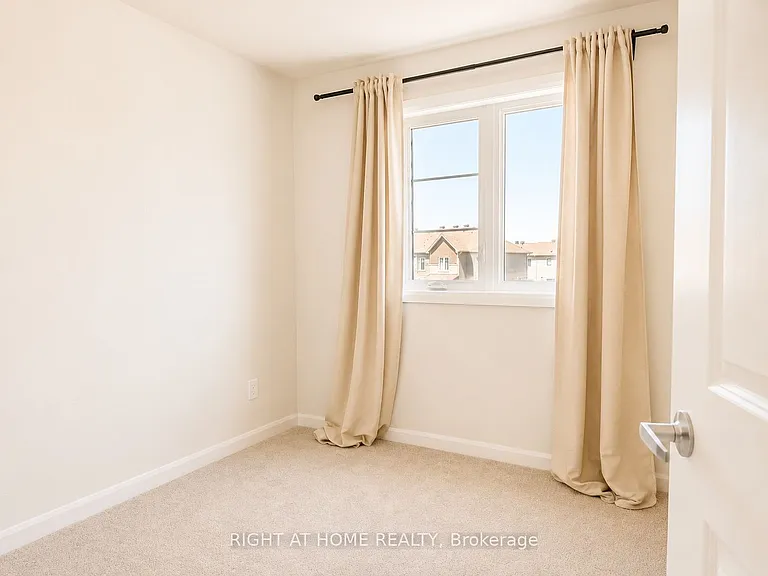 242 Calvington Ave — Photo 18