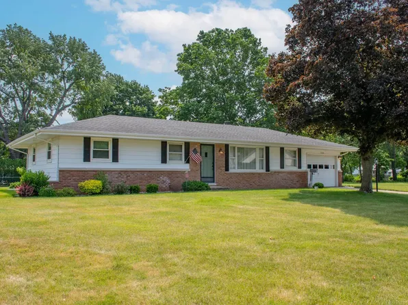 57248 McQuade St, South Bend, IN 46619