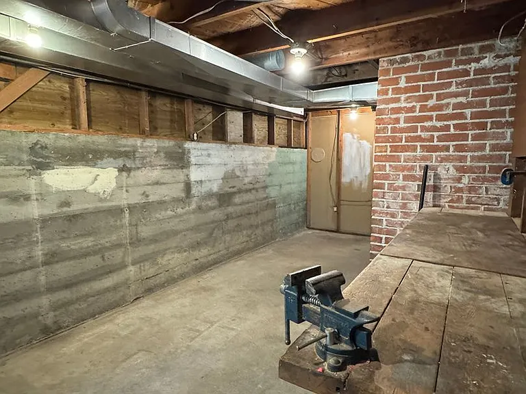 8709 NE Seaview Ave — Photo 33