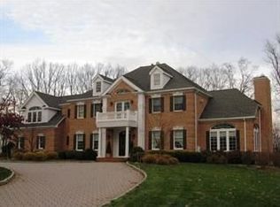 3 Wortman Way, Chester, NJ 07930