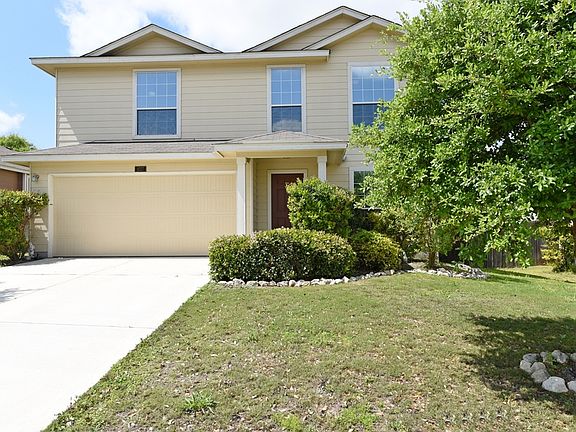 2nd image of 1027 Daffodil Way