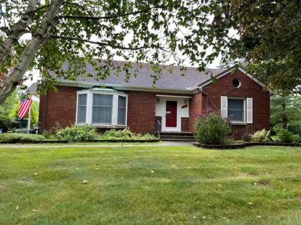 305 Mills Rd, Saline, MI 48176