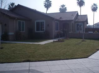 5572 E Atchison St, Fresno, CA 93727