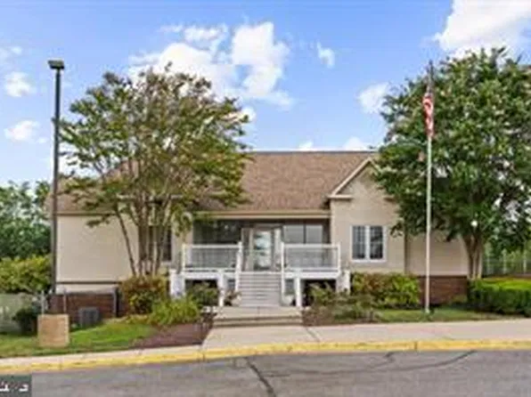 6845 Brindle Heath Way #160, Alexandria, VA 22315