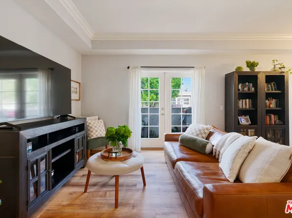 12010 Magnolia Blvd Unit 101, Valley Village, CA 91607