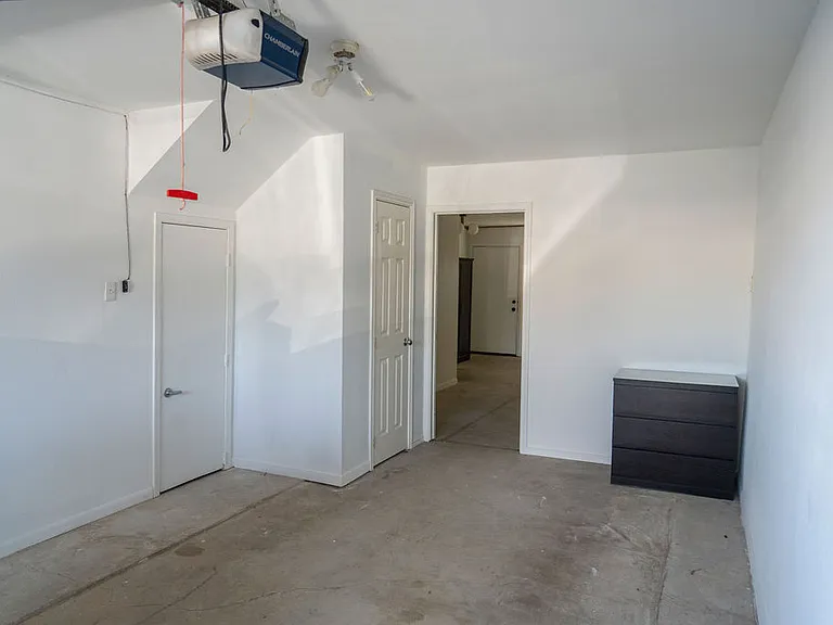 310 S Jensen Dr — Photo 33