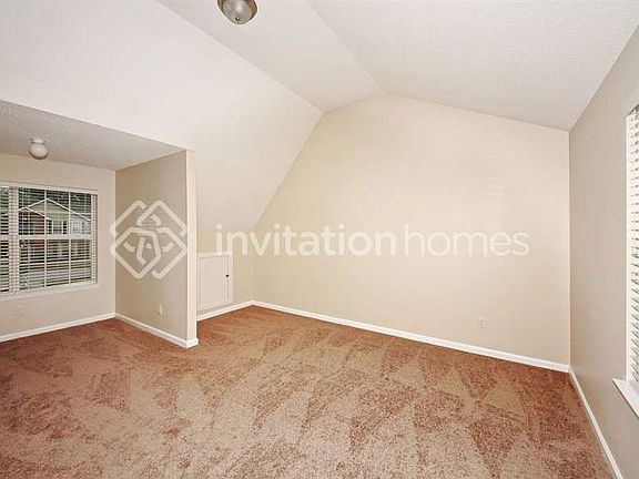 5th image of 4604 Glider Cir