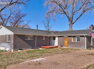 237 Cunningham Dr, Colorado Springs, CO 80911
