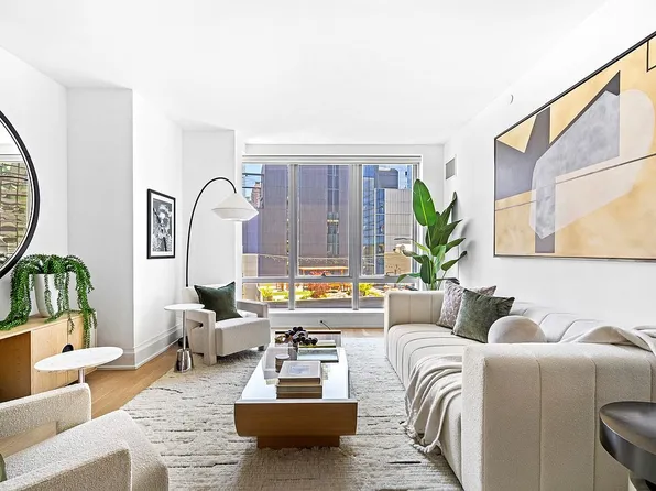 50 Riverside Blvd APT 9H, New York, NY 10069