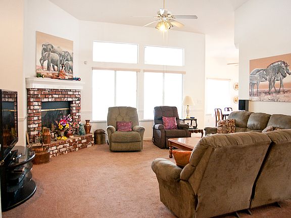 4th image of 3148 Fountain Plaza Dr